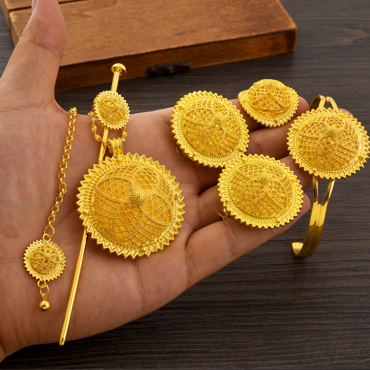 Afrika Dubai Goldene Farbe Sch – Dubai Men'S Fashion Bewertung und Preis